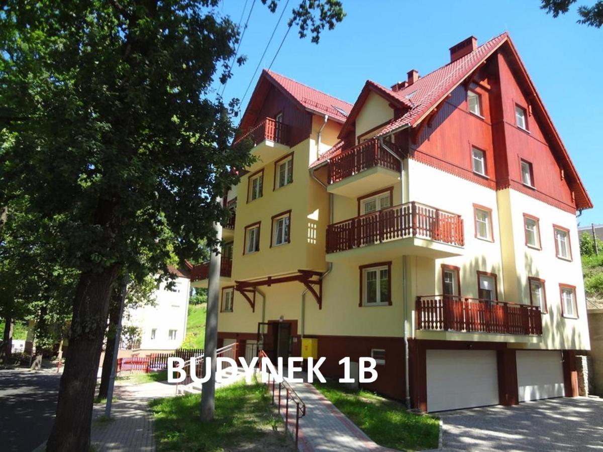 Apartamenty Sun&Fun Rezydencja Pod Debami Nad Lomnica 1B I 2B- Blisko Centrum I Sklepow W Otoczeniu Zieleni Karpacz Kültér fotó