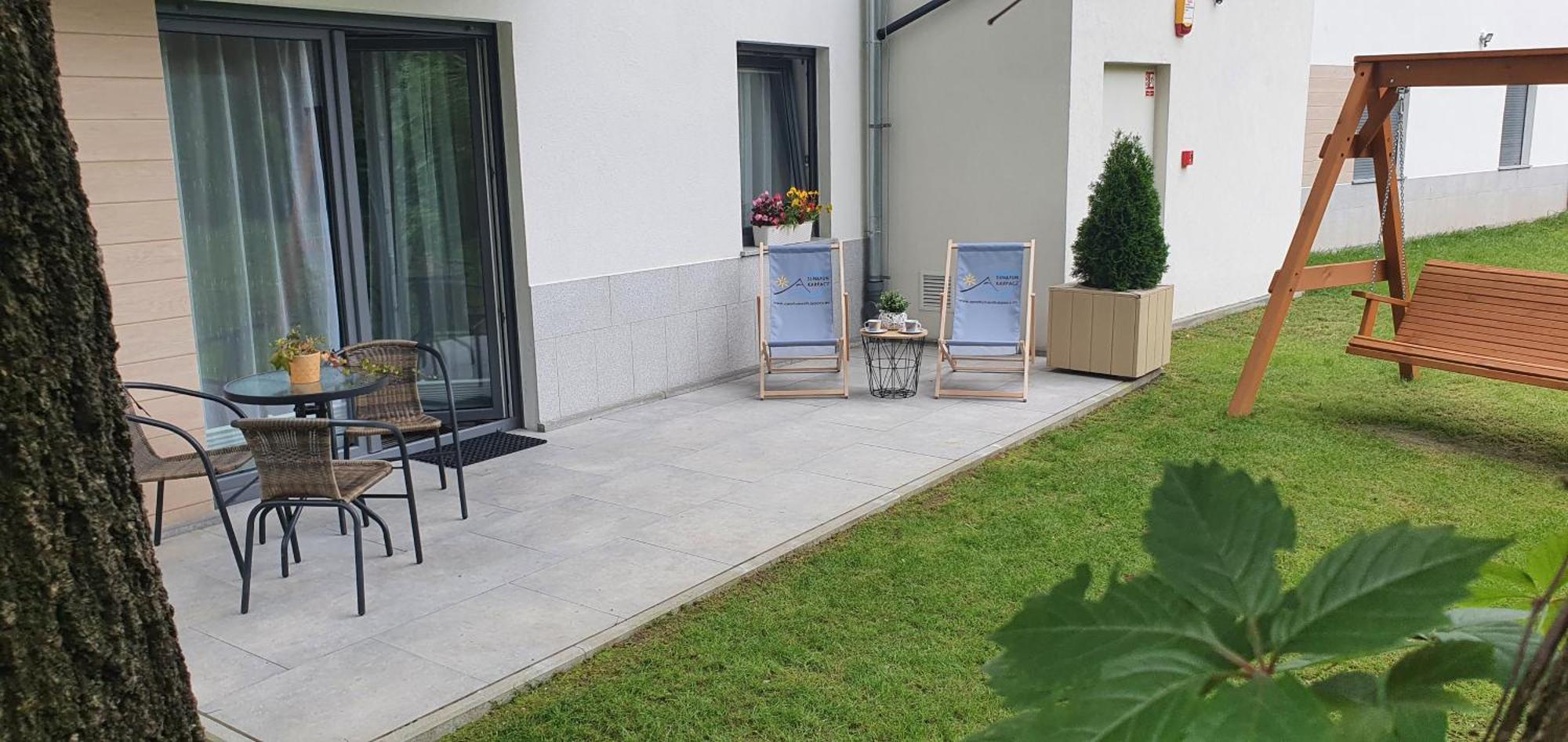 Apartamenty Sun&Fun Rezydencja Pod Debami Nad Lomnica 1B I 2B- Blisko Centrum I Sklepow W Otoczeniu Zieleni Karpacz Szoba fotó