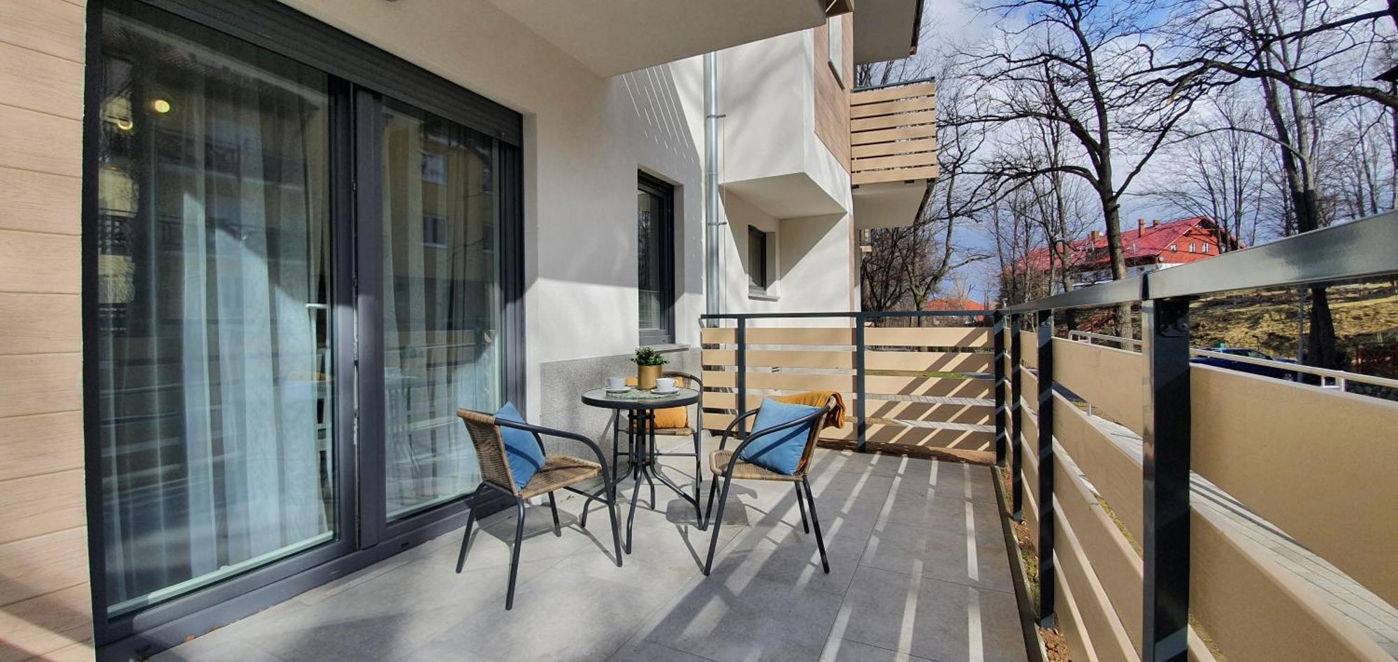 Apartamenty Sun&Fun Rezydencja Pod Debami Nad Lomnica 1B I 2B- Blisko Centrum I Sklepow W Otoczeniu Zieleni Karpacz Szoba fotó